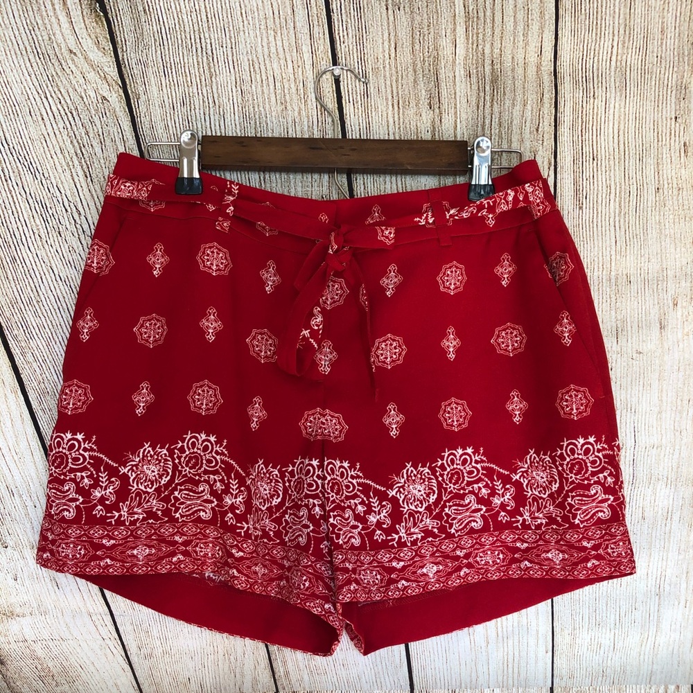 LOFT Size 2 Red Bandanna Casual Boho Shorts